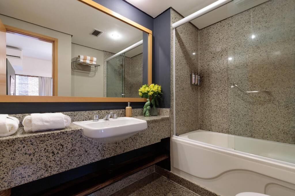 L.a.r. Jardins. Limpeza Diaria, Vaga E Bikes Apartment